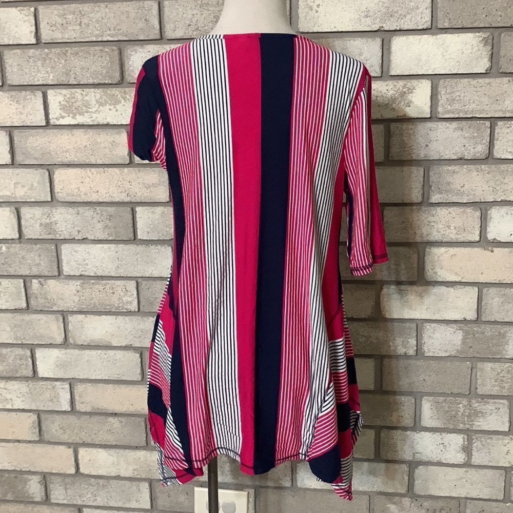 3for$20 blouse medium  - Picture 2 of 3